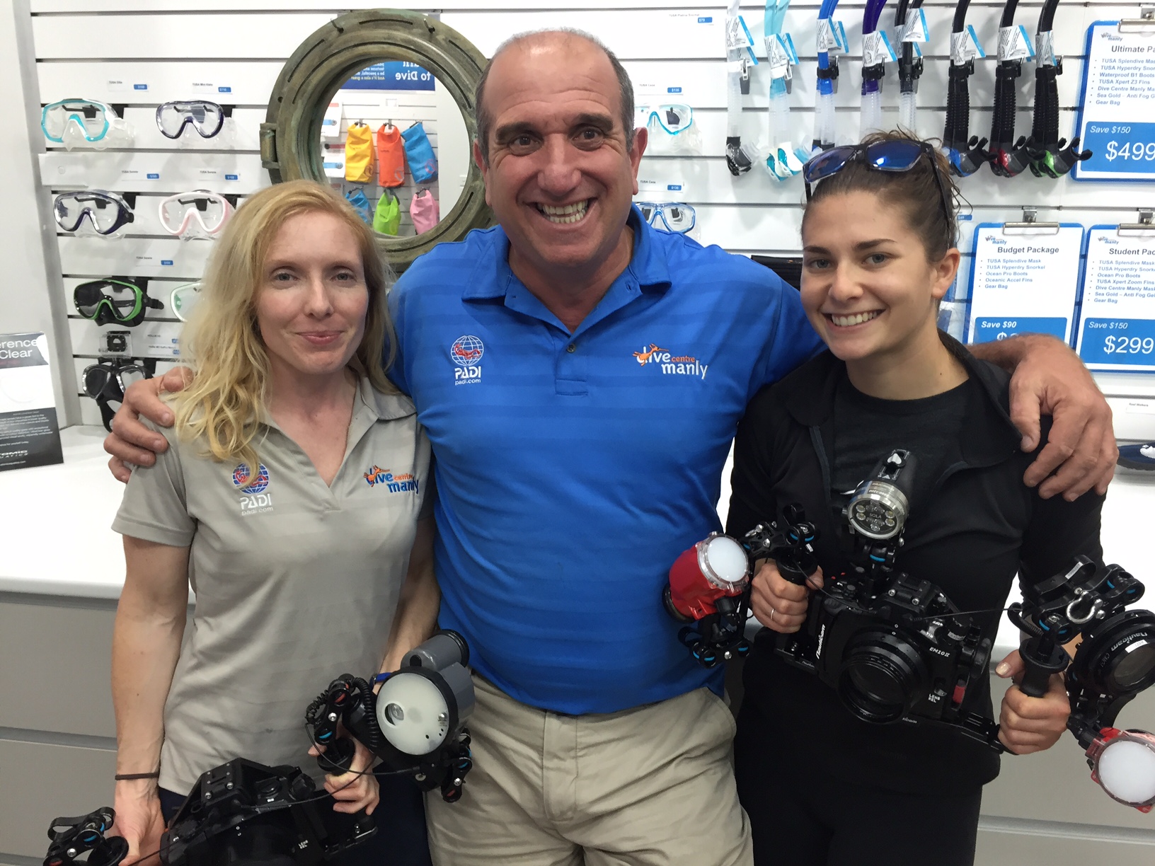 Thanks to instructors Rosie and Tricky of Dive Centre Manly for your generous support teaching me PADI Digital Underwater Photographer and Drysuit Diver courses!