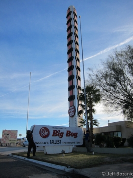 The Worlds Tallest Thermometer